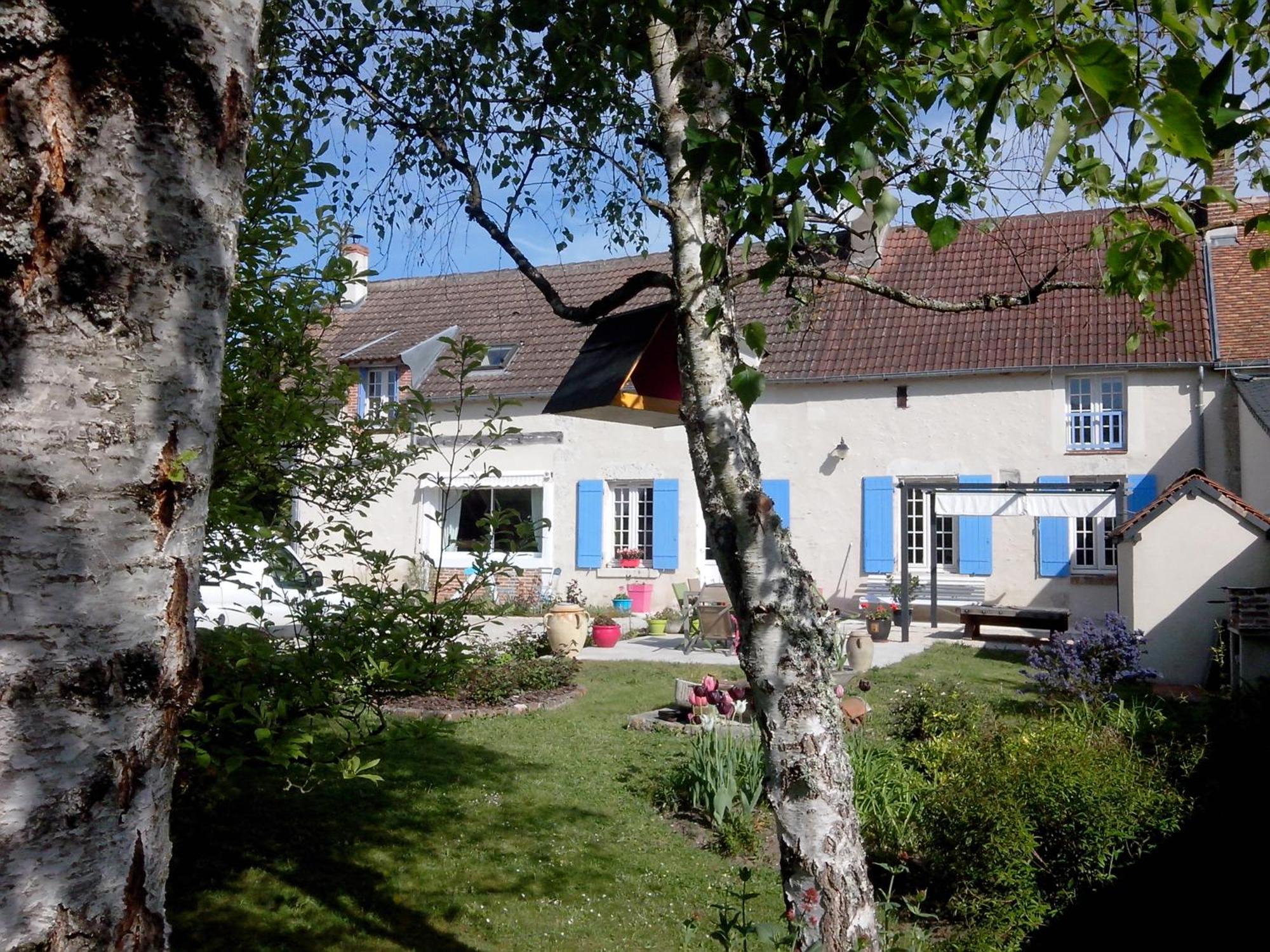 Bed and Breakfast Les Hirondelles Onzain Exterior foto