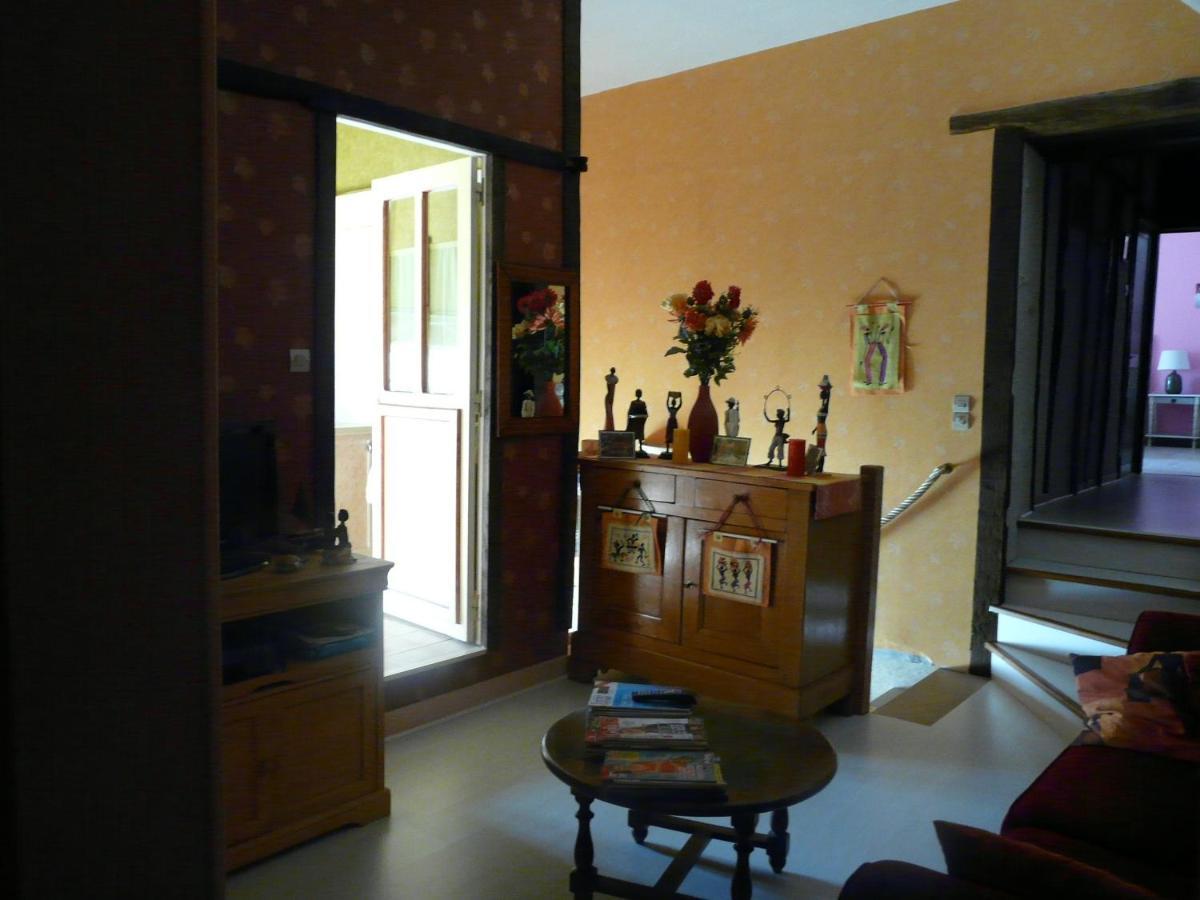 Bed and Breakfast Les Hirondelles Onzain Exterior foto