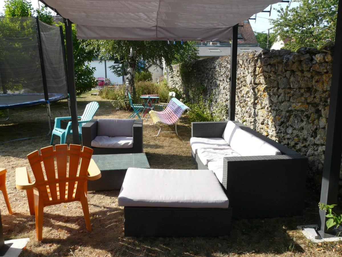 Bed and Breakfast Les Hirondelles Onzain Exterior foto